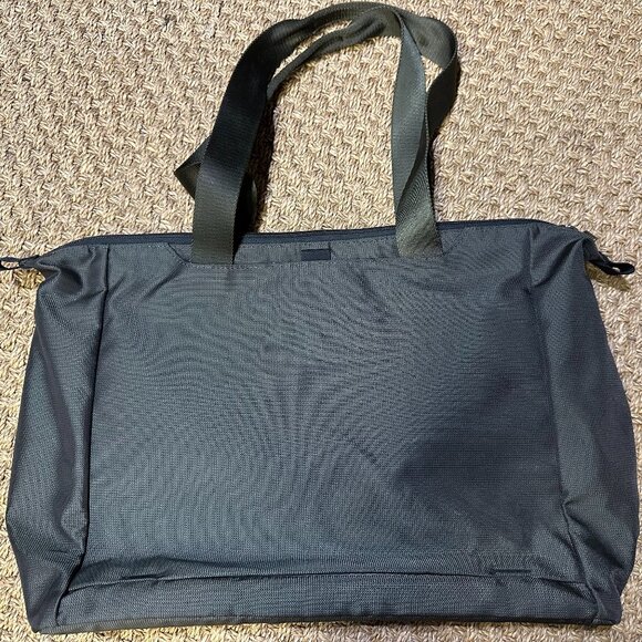 BRIGGS & RILEY TRAVELWARE TOTE TM201-8 NEW TAGS - Picture 3 of 14